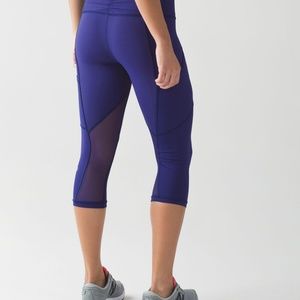 Lululemon Outrun 17" crop, 11 pockets!
